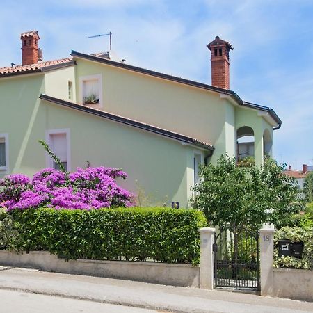 Piccola Pineta Apartman Póla Kültér fotó