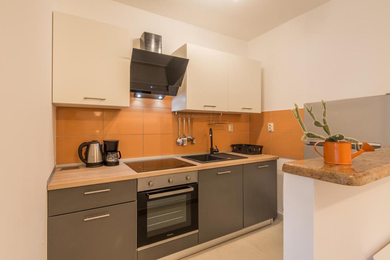 Piccola Pineta Apartman Póla Kültér fotó