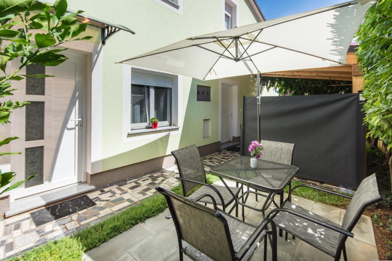 Piccola Pineta Apartman Póla Kültér fotó