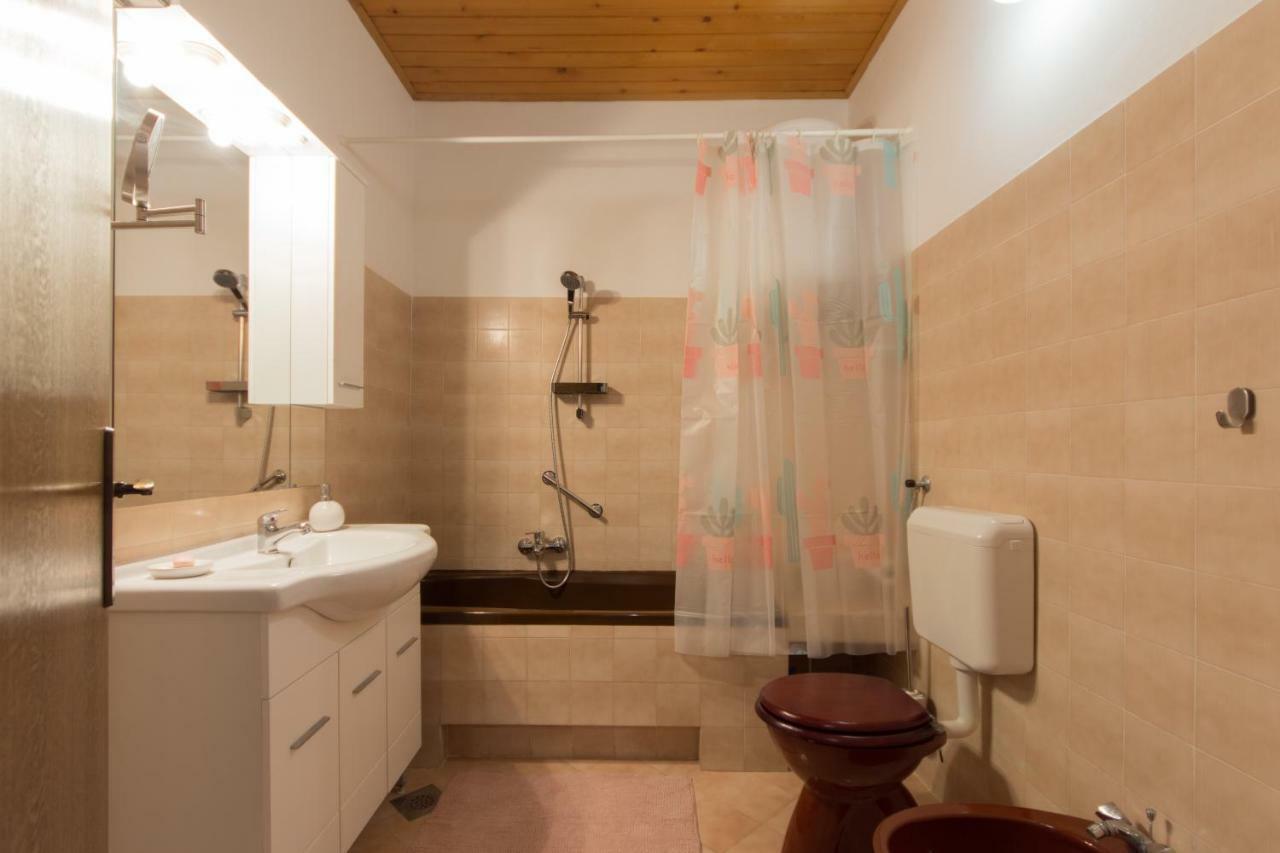 Piccola Pineta Apartman Póla Kültér fotó