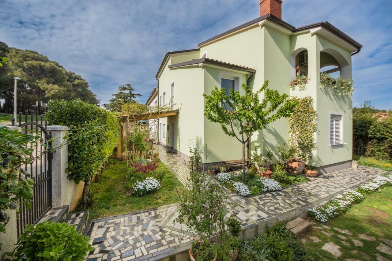 Piccola Pineta Apartman Póla Kültér fotó