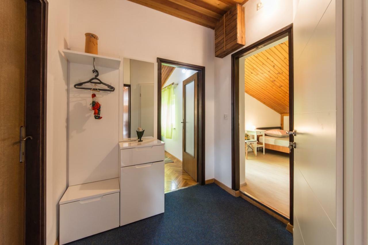 Piccola Pineta Apartman Póla Kültér fotó