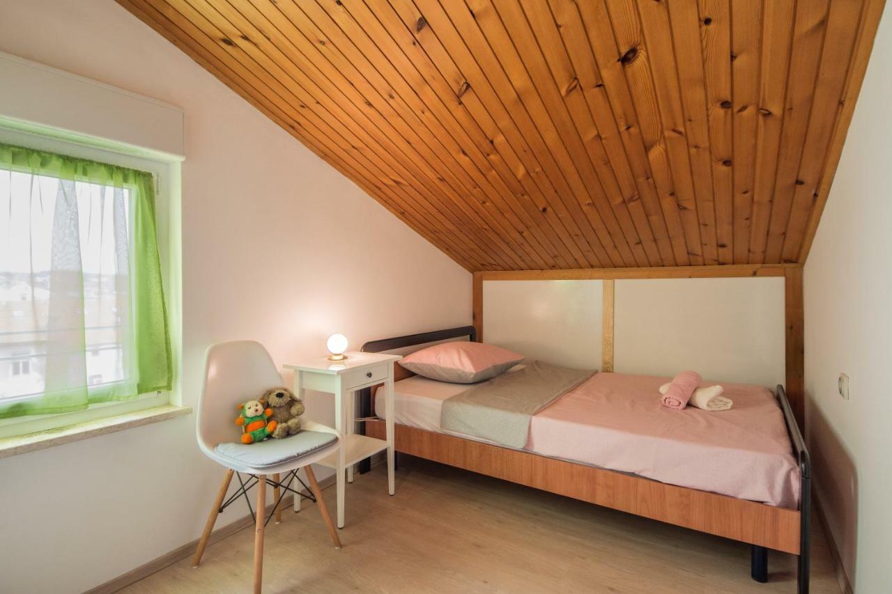 Piccola Pineta Apartman Póla Kültér fotó